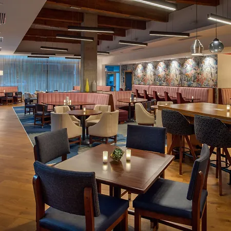 Hampton Inn And Suites By Hilton Portland-Pearl District-3