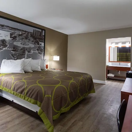 Super 8 By Wyndham Goldsboro-3
