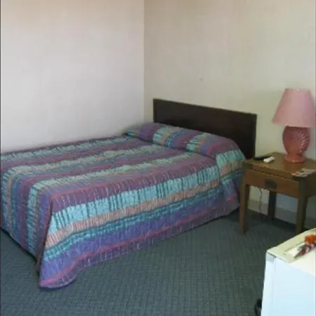 Sandpiper Motel-3