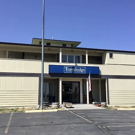 Travelodge By Wyndham Three Forks-2