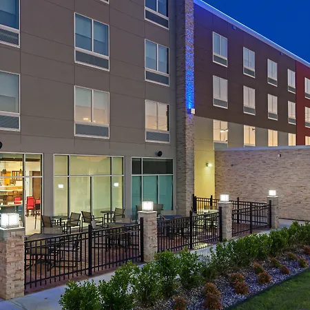 Holiday Inn Express & Suites Tulsa South - Woodland Hills By Ihg-2