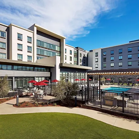 Hampton Inn Long Beach Airport, Ca-2