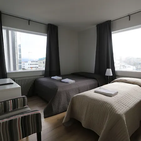 100 Iceland Hotel-3