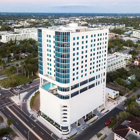 Embassy Suites By Hilton Sarasota-2