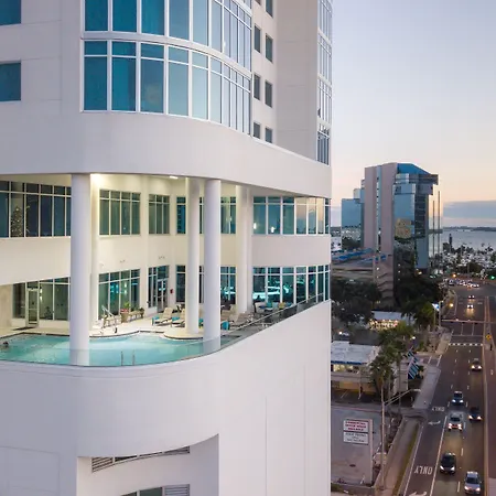 Embassy Suites By Hilton Sarasota-3