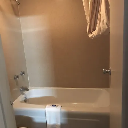 Express Inn-3