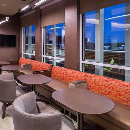 Springhill Suites By Marriott Greensboro Airport-2