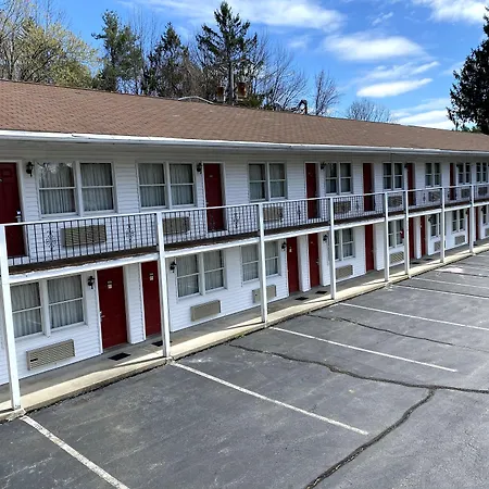 Economy Lodge 682 Main St Sturbridge-2