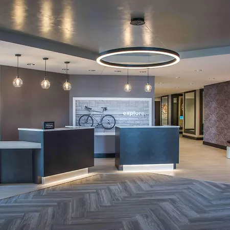 Hampton Inn & Suites Tallahassee Capitol-University-2