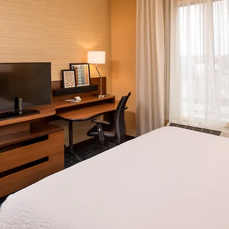 Fairfield Inn & Suites By Marriott St. Louis Westport-3
