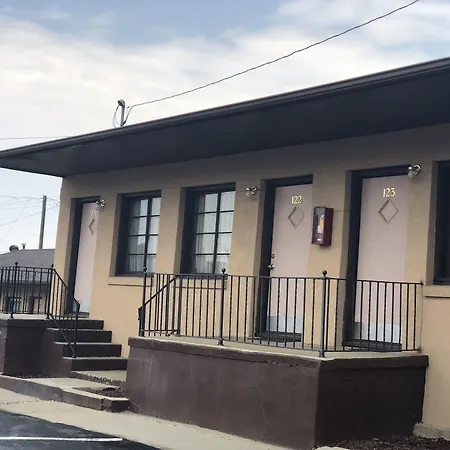 Cody Motel-3