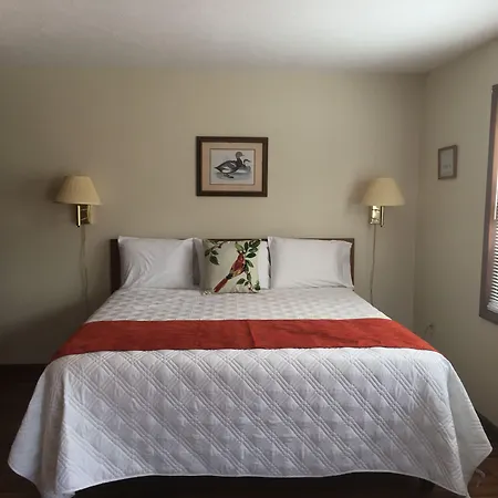 Meadowlark Motel With Restaurant & Bar-3