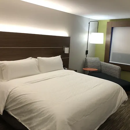 Holiday Inn Express & Suites Racine By Ihg-3