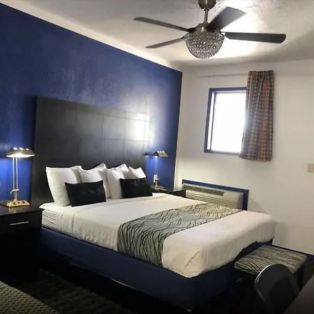 Budget Inn & Suites-2