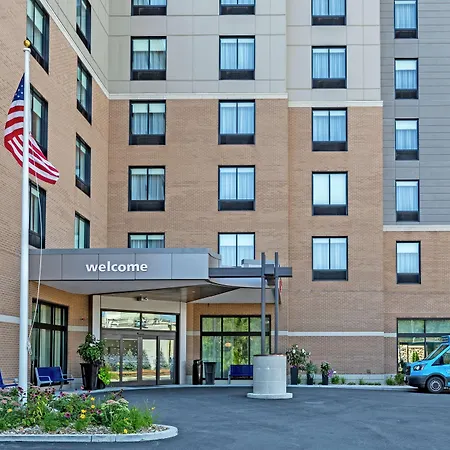 Hampton Inn & Suites Boston/Waltham-2