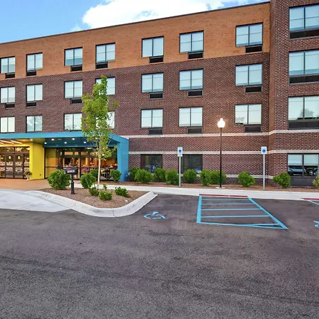 Tru By Hilton Sterling Heights Detroit-3