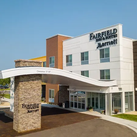 Fairfield Inn & Suites By Marriott Alexandria-2