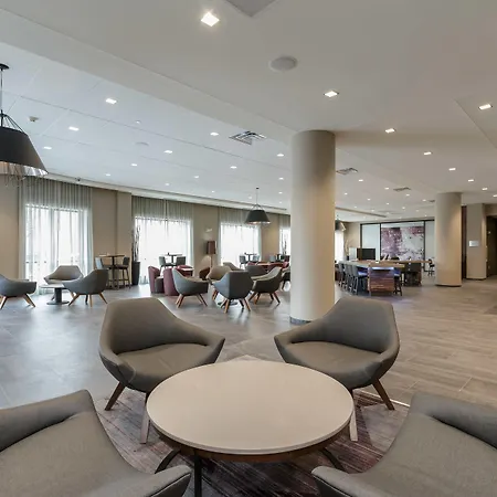Courtyard By Marriott South Bend Downtown-2