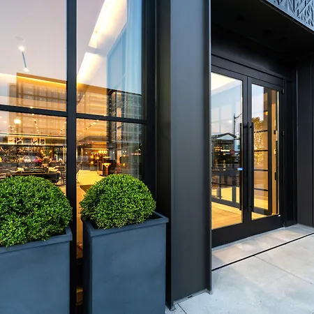 The Row Hotel At Assembly Row, Autograph Collection-2