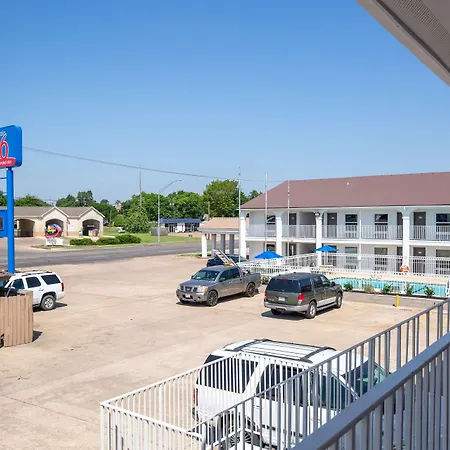 Motel 6-Bryan, Tx - University Area-2