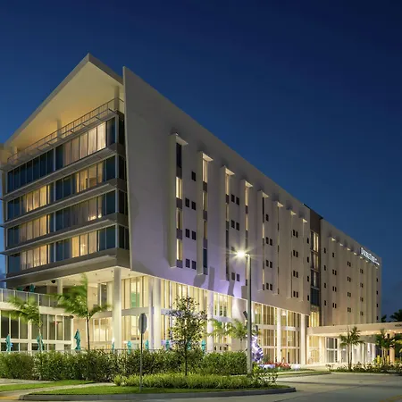 Doubletree By Hilton Miami Doral-3
