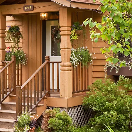 Poplar Creek Guesthouse-2