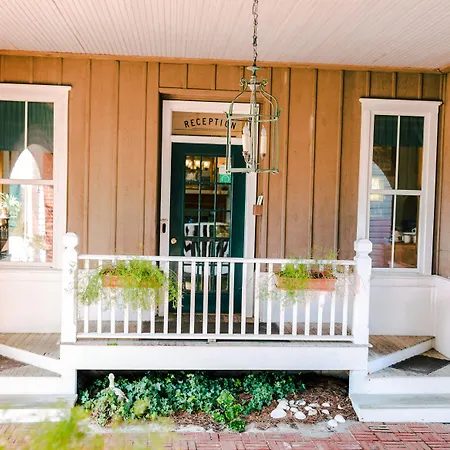 Roanoke Island Inn-2