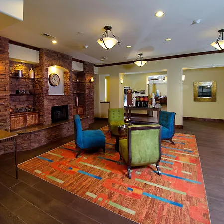 Hampton Inn & Suites Gallup-3