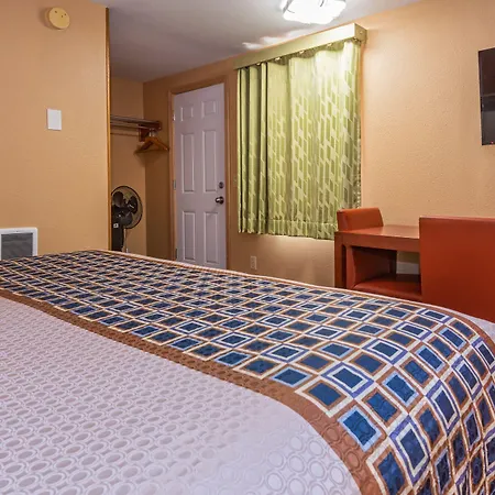 Far West Motel-3