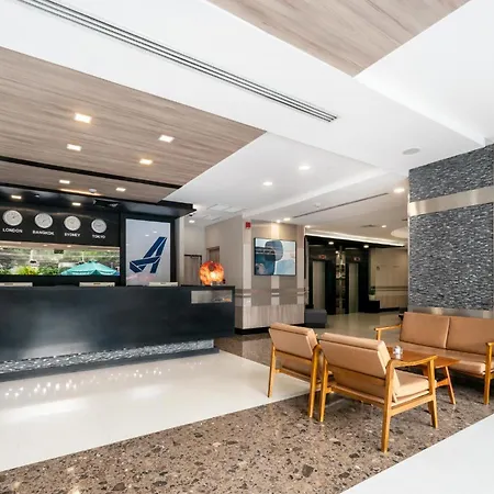 Adelphi Suites Bangkok-3
