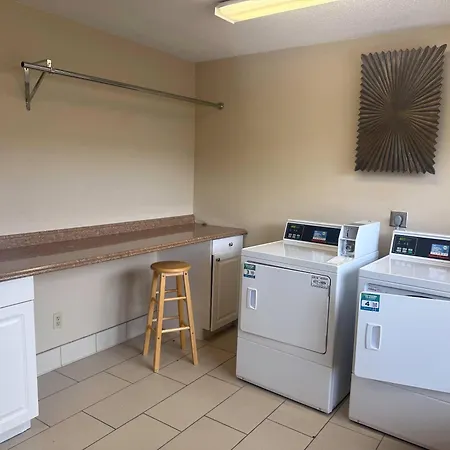 Mainstay Suites-3