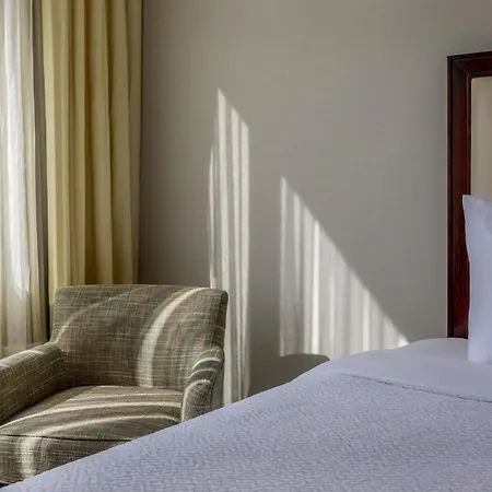 Holiday Inn & Suites Boston Peabody By Ihg-3