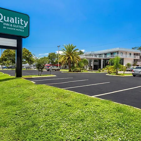 Quality Inn & Suites At Tropicana Field-2
