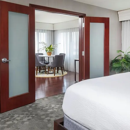 Courtyard By Marriott Sioux Falls-2