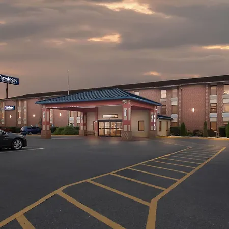 Travelodge By Wyndham Winchester-3