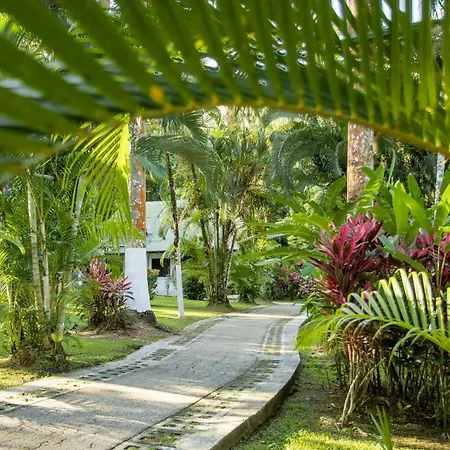 Hotel Villas Rio Mar-3