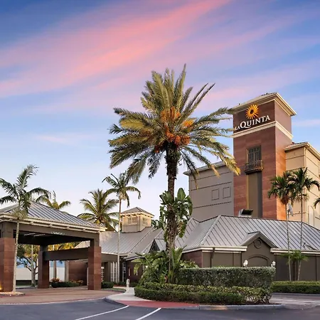 La Quinta By Wyndham Miami Airport West-2