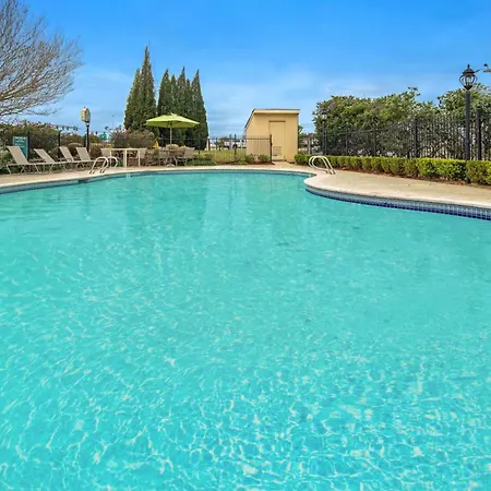 La Quinta By Wyndham Baton Rouge Siegen Lane-3