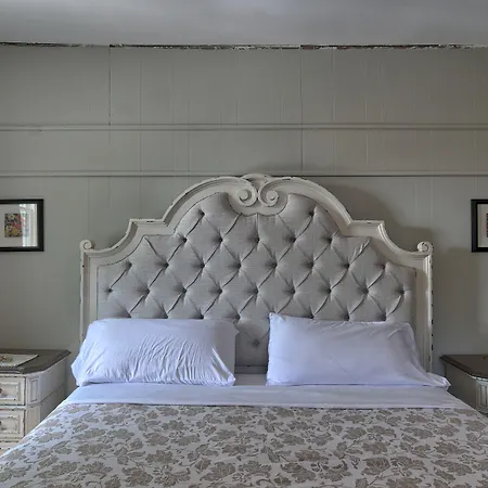 Charlevoix House-3