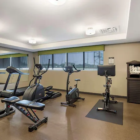 Best Western Plus Philadelphia-Pennsauken Hotel-2