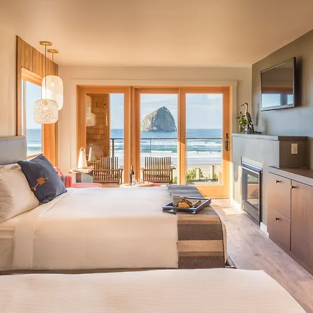 Headlands Coastal Lodge & Spa-3