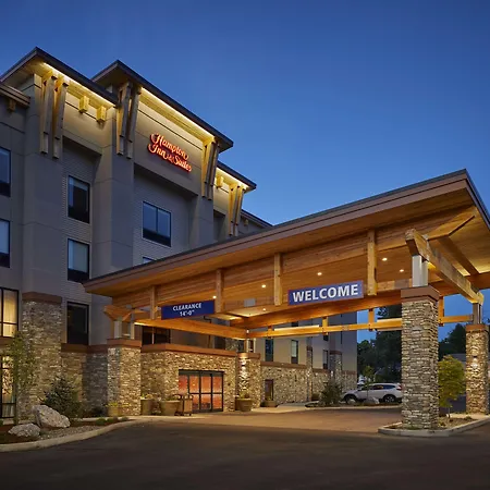 Hampton Inn & Suites Roseburg-2
