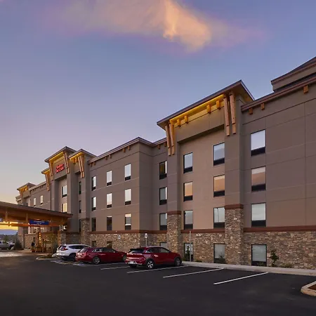 Hampton Inn & Suites Roseburg-3