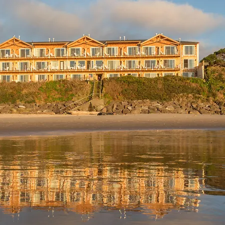 Pelican Shores Inn-3