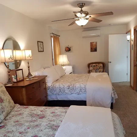 Yosemite Plaisance Bed & Breakfast-2