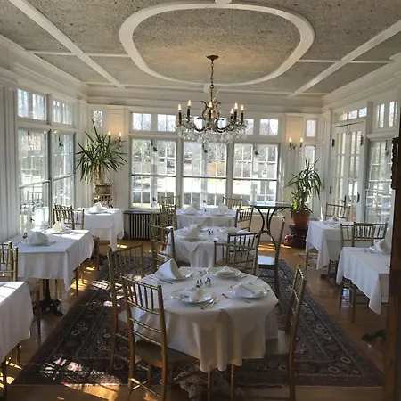 Edgewood Manor Inn Bed And Breakfast-2