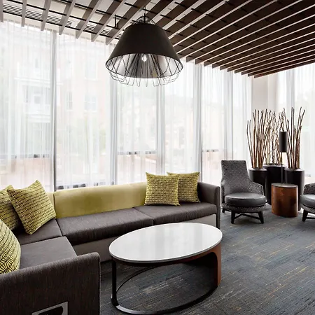 Courtyard By Marriott Knoxville Downtown-3