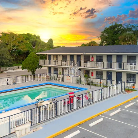 Sunshine Inn-2