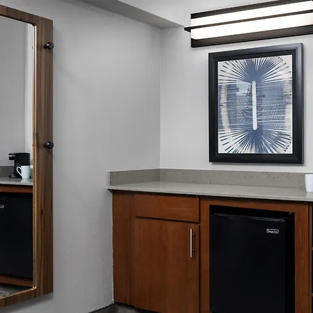 Hyatt Place Detroit/Utica-2