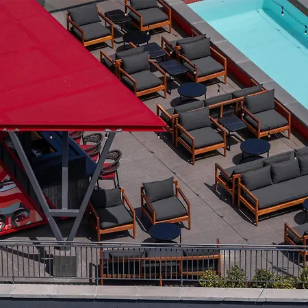 Radisson Red Hotel V&A Waterfront Cape Town-2